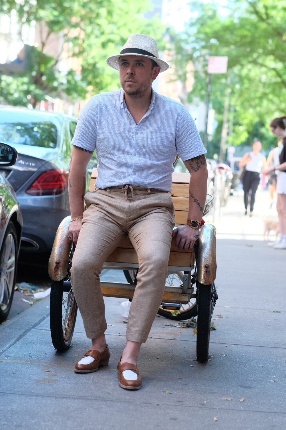 How to Wear Spectators