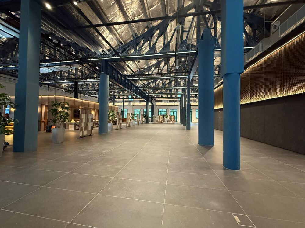 Singapore Super Trunk