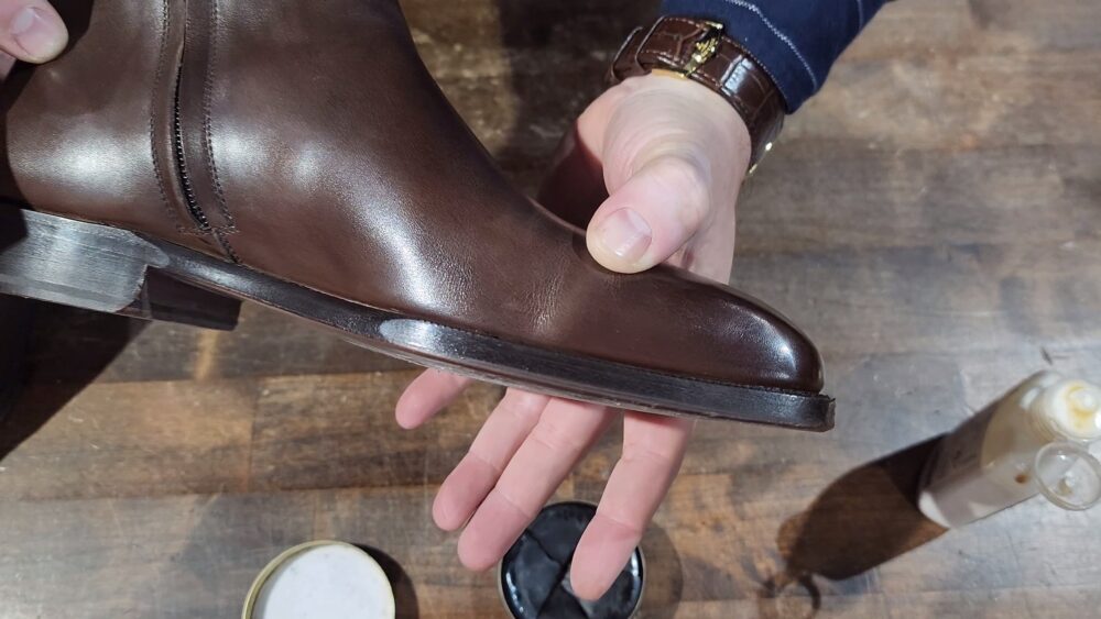 How To Use The Sole Edge Iron