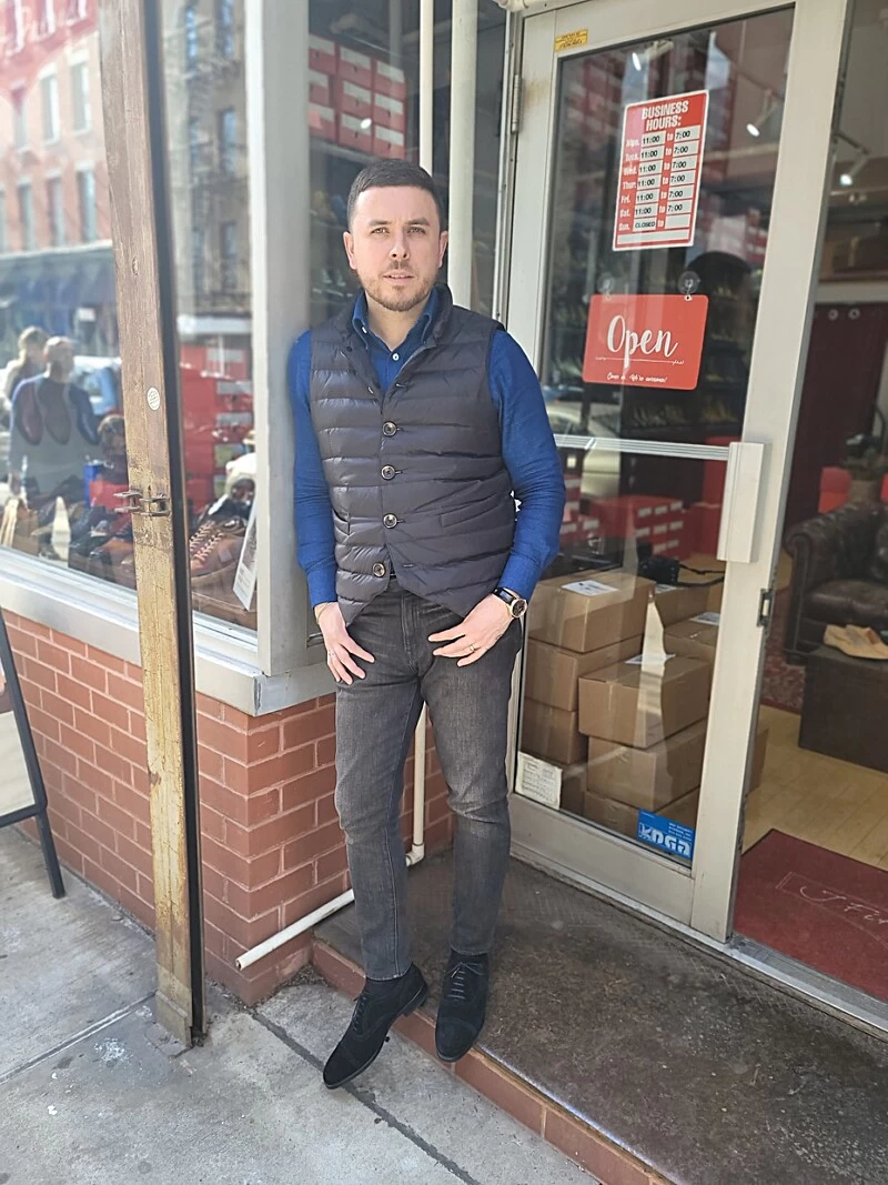 How To Wear Black Suede